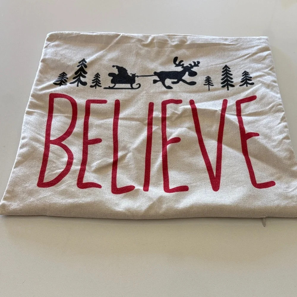 Festive Holiday 4 Pillow Covers